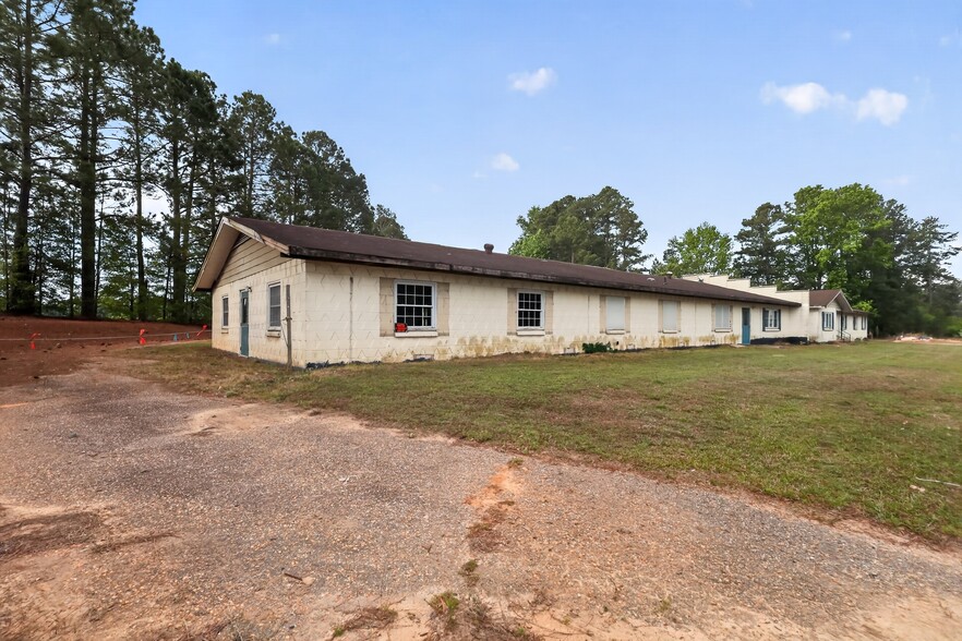 More Photos Of 6828 Old Stage Rd N, Angier Flex For Sale