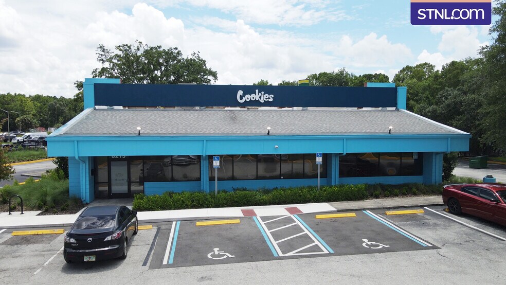 Primary Photo Of 8215 Dix Ellis Trl, Jacksonville Freestanding For Sale