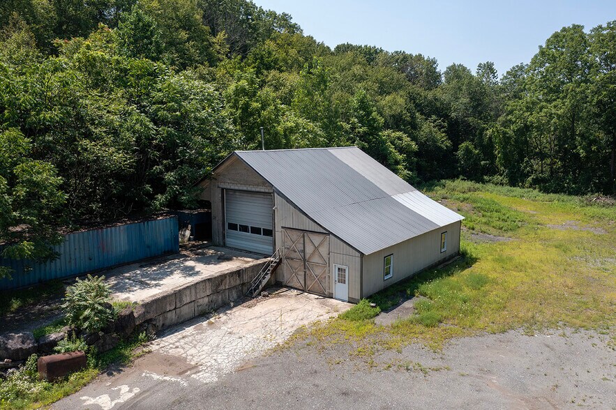 More Photos Of 48 Hope Rd, Blairstown Health Club For Sale