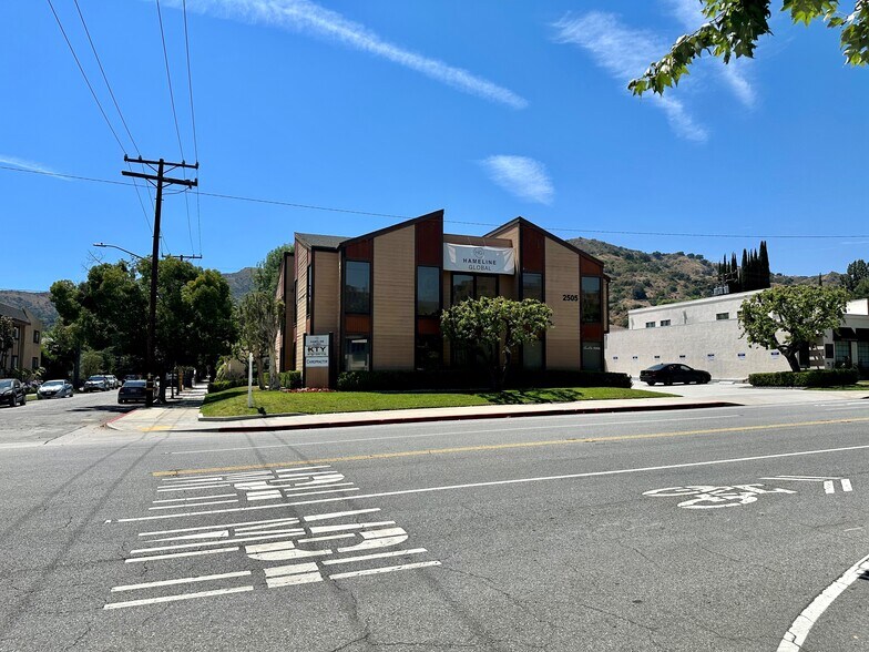 More Photos Of 2505 Canada Blvd, Glendale Office For Lease