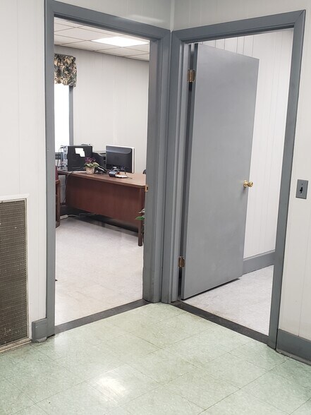 More Photos Of 330 Fuller Rd, Chicopee Distribution For Sale