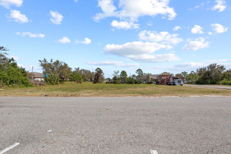 More Photos Of 10728 Big Bend Rd, Riverview Land For Sale