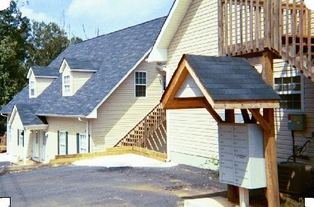 Primary Photo Of 95 Wanda Dr, Cleveland Apartments For Sale