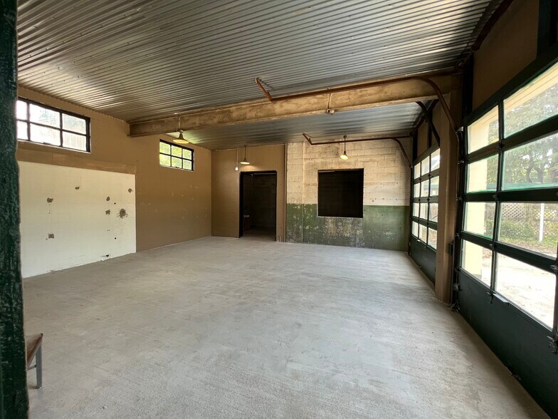 More Photos Of 101 W 3rd Ave, Buena Vista Restaurant For Lease