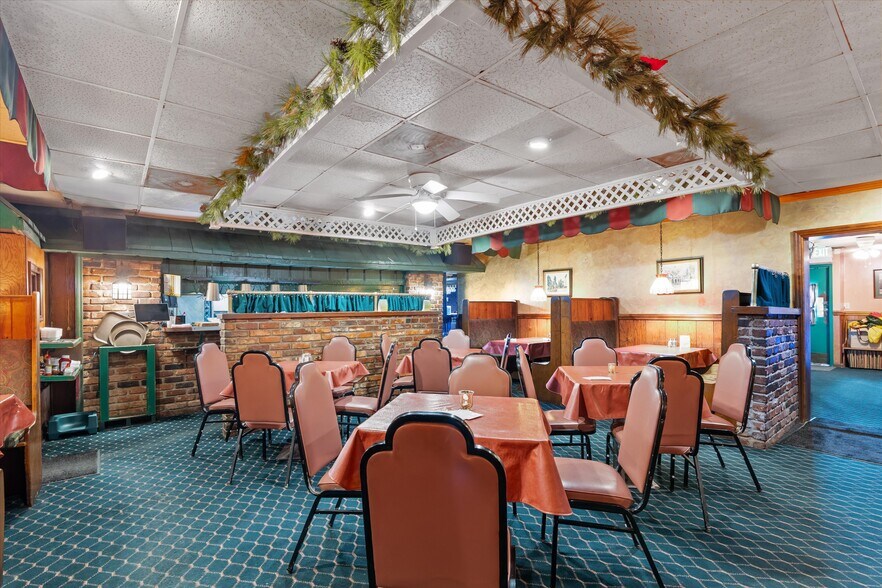 More Photos Of 3044 Deans Bridge Rd, Augusta Restaurant For Sale