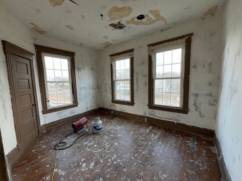 More Photos Of 1708 Mechanicsville Tpke, Richmond Multifamily For Sale