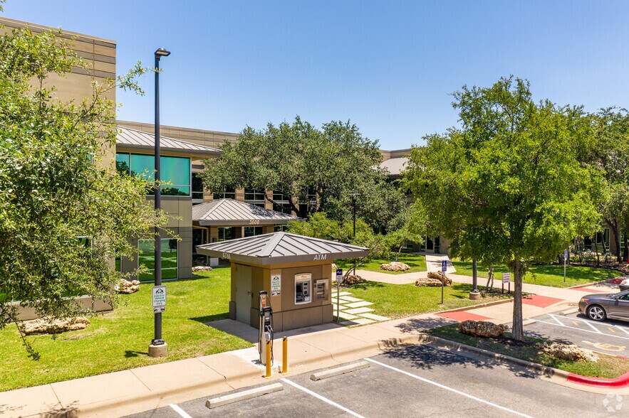 More Photos Of 3600 W Parmer Ln, Austin Office For Sale