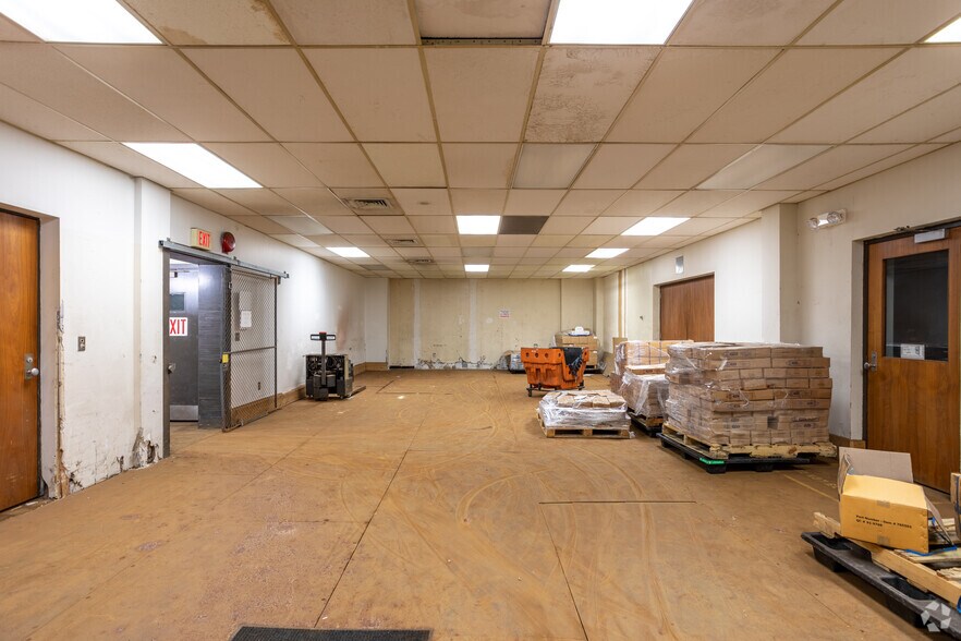 221 Oriskany St E, Utica, NY 13501 Office For Lease