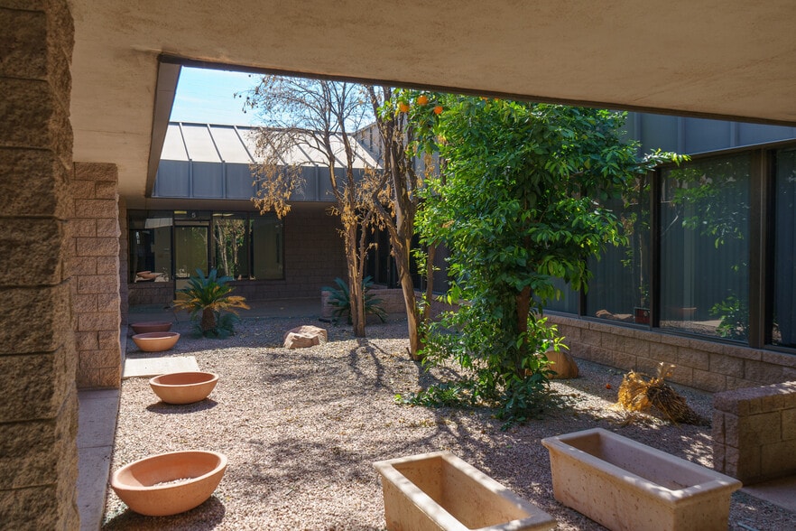 More Photos Of 650 W Southern Ave, Mesa Medical For Sale