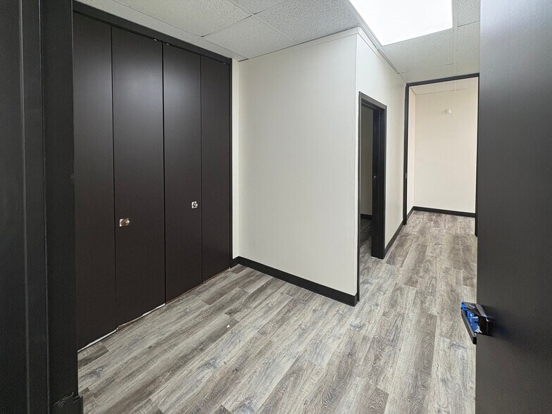 More Photos Of 4400 S Wayside Dr, Houston Unknown For Lease