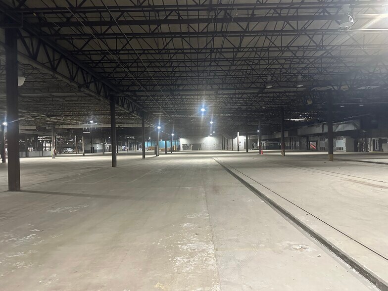 More Photos Of 1501 Colquitt Hwy, Bainbridge Manufacturing For Lease