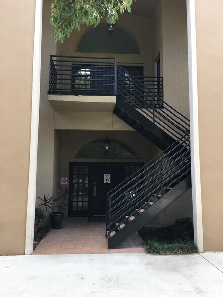More Photos Of 1477 W Fairbanks Ave, Winter Park Office For Sale