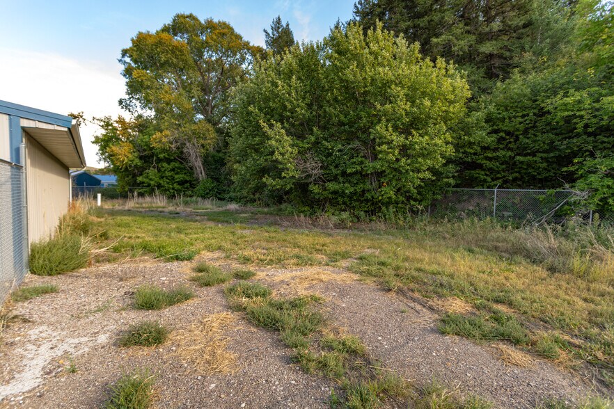 More Photos Of 7264 US Highway 89, Belt Self Storage For Sale