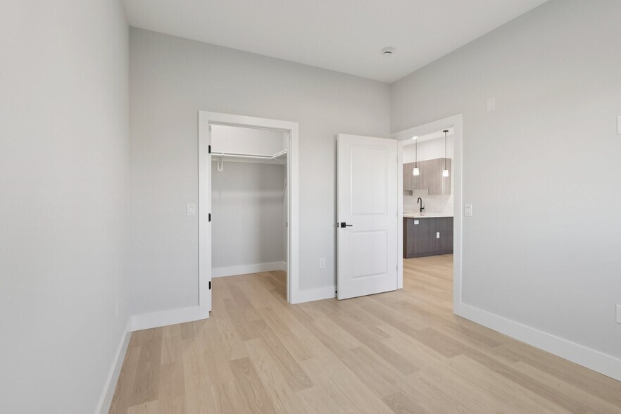 More Photos Of 34-40 Hudson St, Newark Apartments For Lease