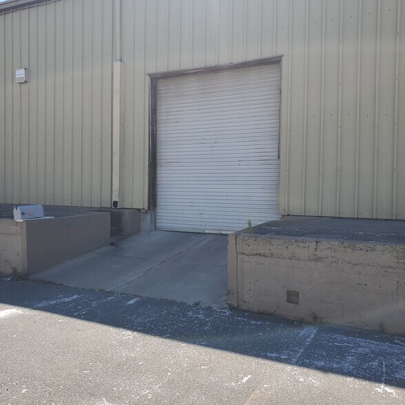 More Photos Of 3802 Mallard Dr, Benicia Warehouse For Lease