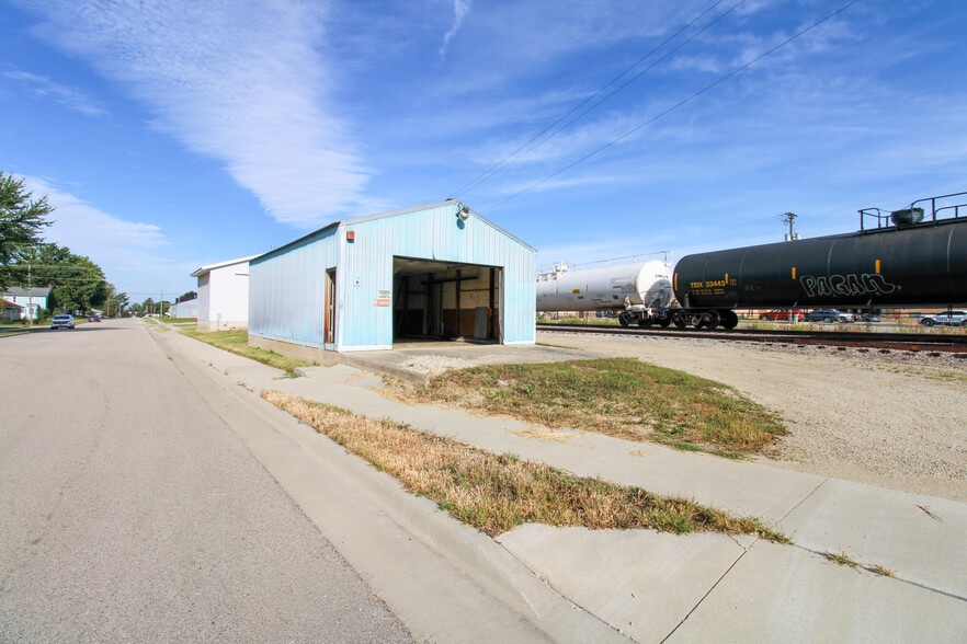 More Photos Of 14 1st SE st, Dodge Center Industrial For Sale