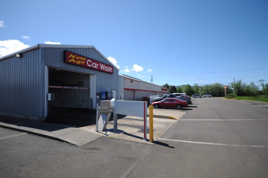 More Photos Of 1865 Main Ave N, Tillamook Storefront For Sale