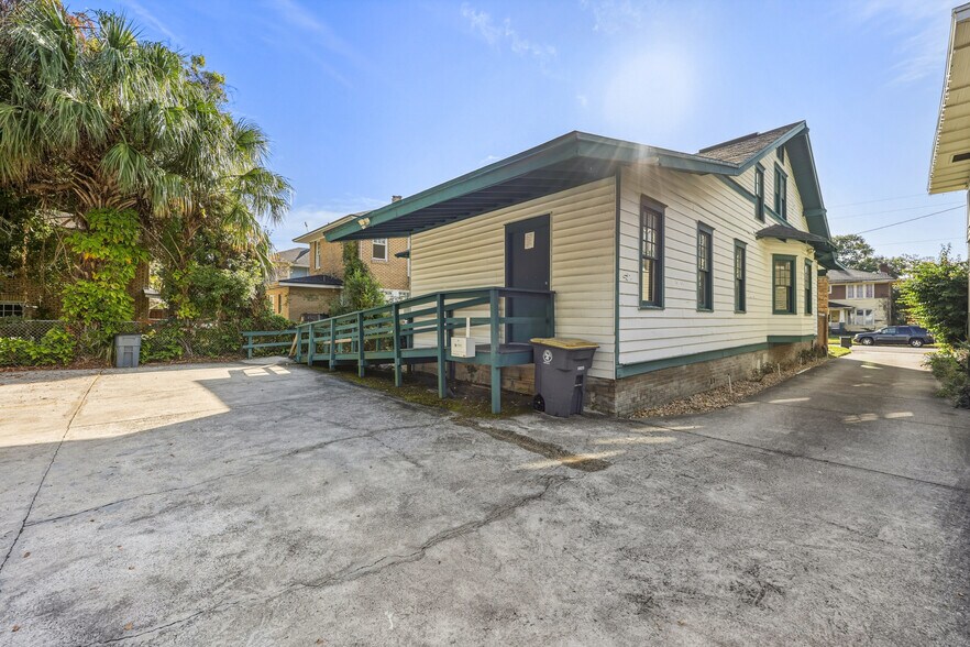 More Photos Of 2585 Herschel St, Jacksonville Office For Sale