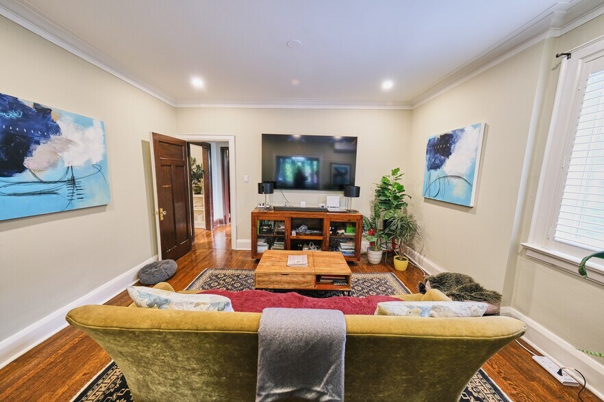 More Photos Of 59 High Park Blvd, Toronto Multifamily For Sale