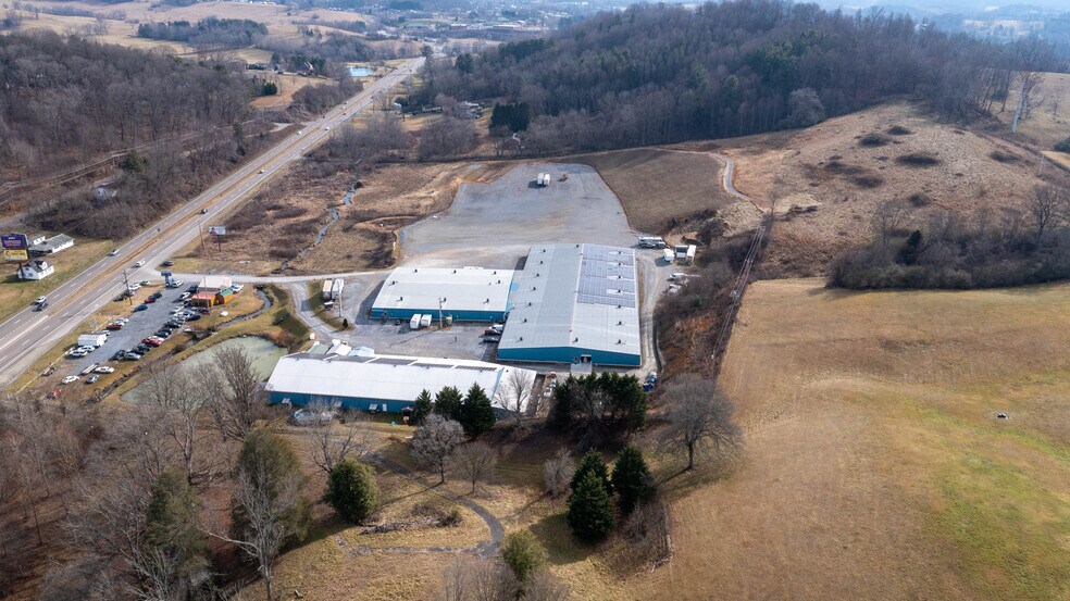 More Photos Of 16120 Porterfield Hwy, Abingdon Freestanding For Sale