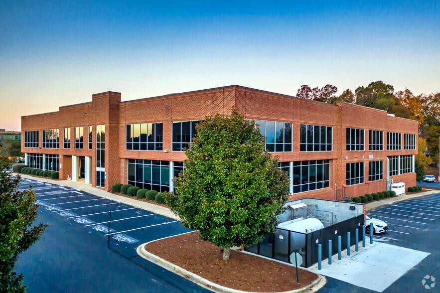 More Photos Of 146 Medical Park Rd, Mooresville Unknown For Lease