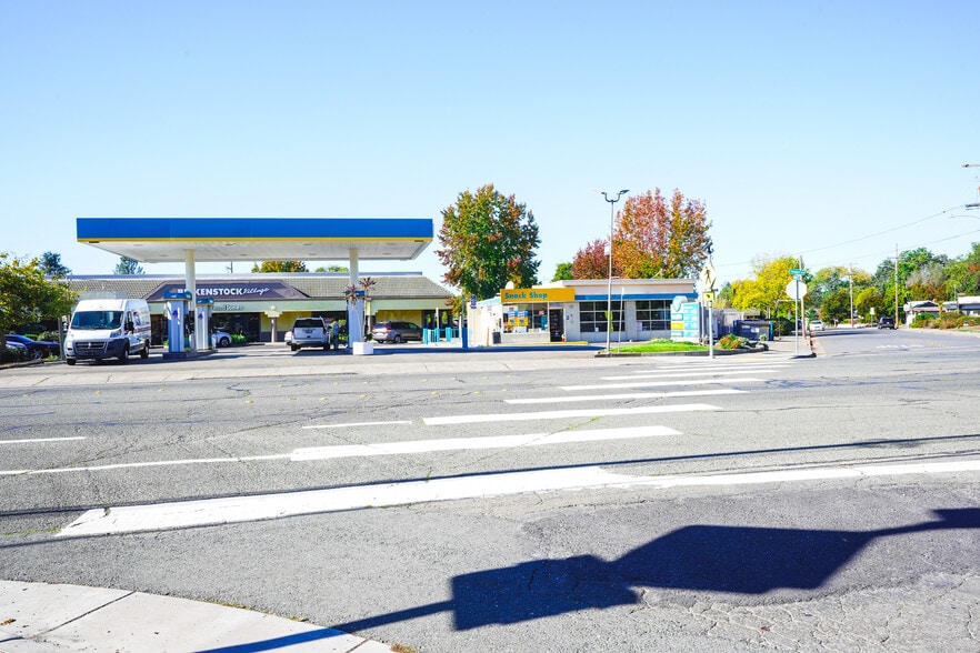 More Photos Of 1101 Yulupa Ave, Santa Rosa Service Station For Sale