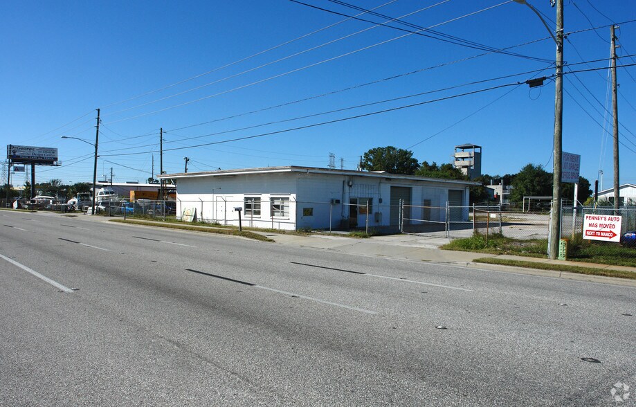 More Photos Of 12790 49th St N, Clearwater Service For Sale