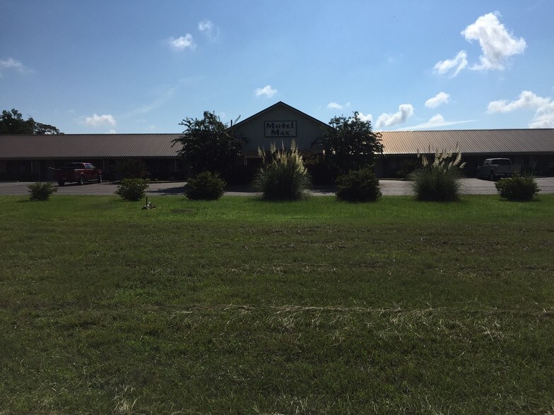 More Photos Of 9693 Hwy 165, Pollock Hotel For Sale