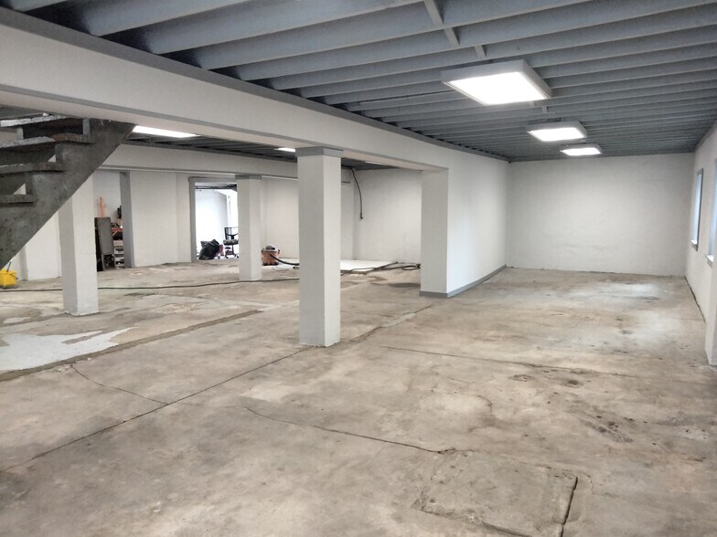 More Photos Of 165 W Main St, Pottstown Industrial For Sale