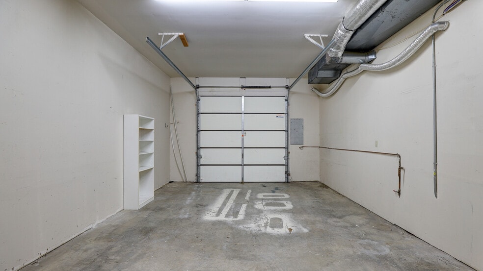 More Photos Of 1234 N Water St, Decatur Office For Sale