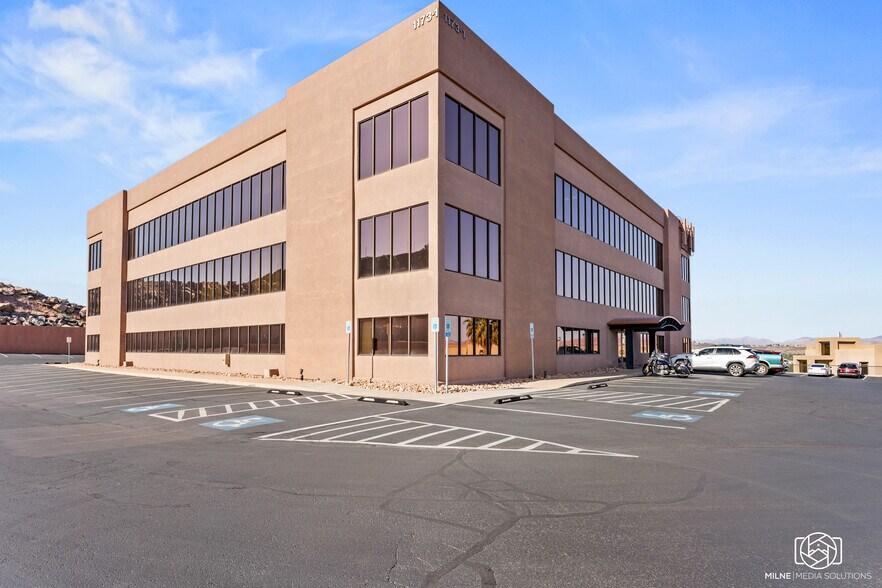 More Photos Of 1173 S 250 W, St George Office Residential For Lease