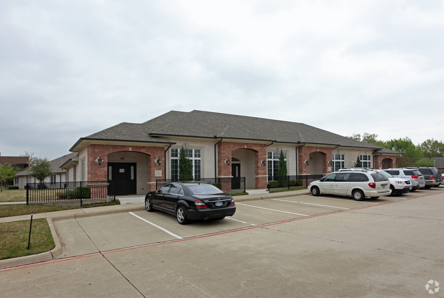 Primary Photo Of 6220 Campbell Rd, Dallas Medical For Lease