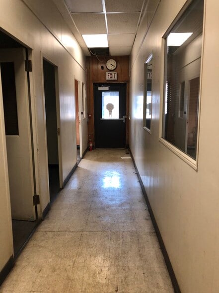 More Photos Of 402 Chandler St, Jamestown Manufacturing For Sale