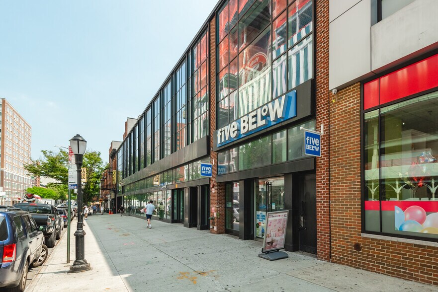 More Photos Of 262 Atlantic Ave, Brooklyn Storefront For Sale