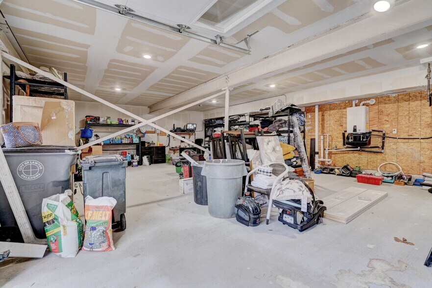 More Photos Of 1207 W Gore Blvd, Lawton Apartments For Sale