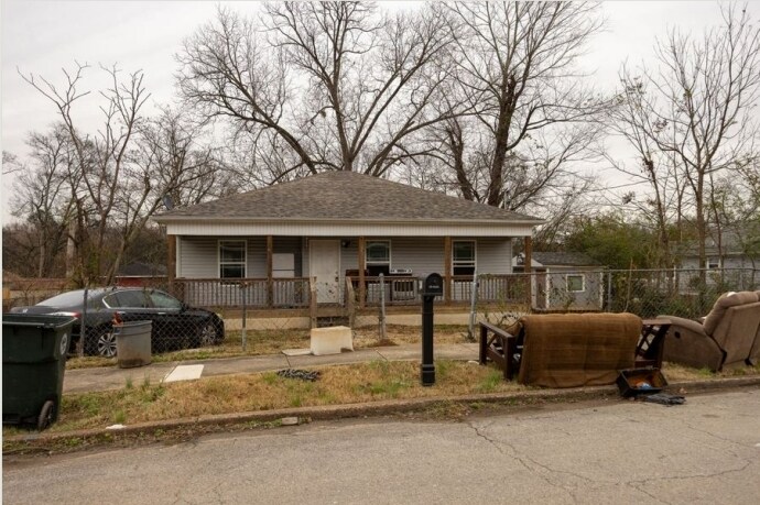 More Photos Of , Chattanooga Specialty For Sale