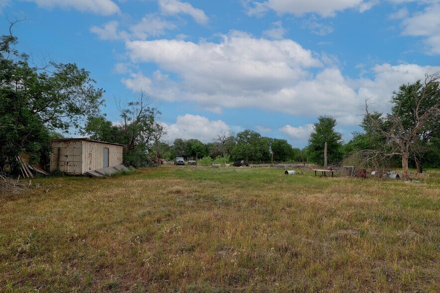 More Photos Of 209 Fallwell St, Liberty Hill Land For Sale