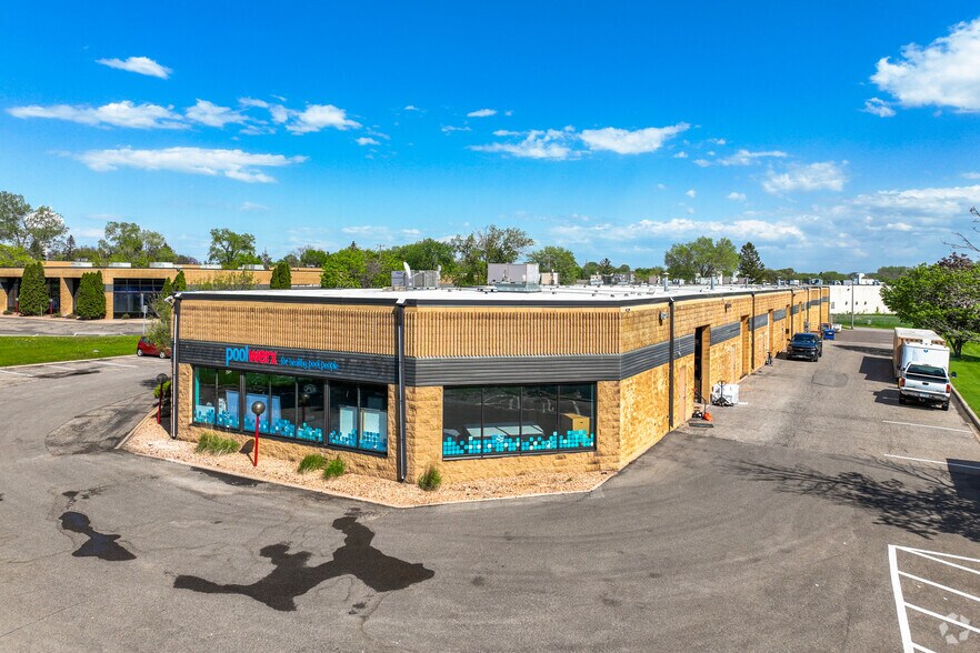 More Photos Of 1890 Woodlane Dr, Woodbury Manufacturing For Sale