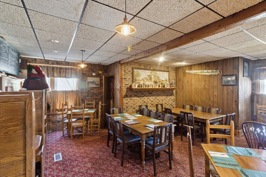 More Photos Of 28080 Waltz Rd, New Boston Restaurant For Sale