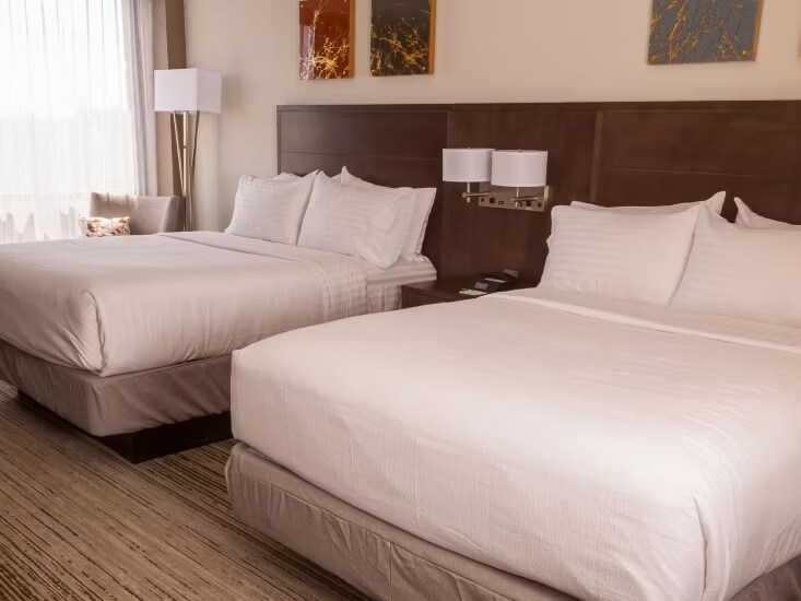 More Photos Of 701 4th St, Alexandria Hotel For Sale
