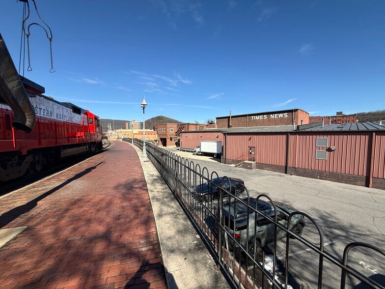 More Photos Of 19 Baltimore St, Cumberland Specialty For Sale