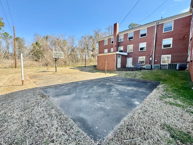 More Photos Of 413 Polkville Rd, Shelby Religious Facility For Sale