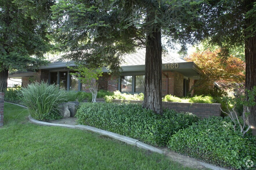 More Photos Of 1160 W Olive Ave, Merced Unknown For Lease