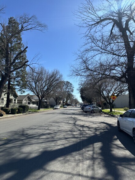 More Photos Of 615 15th St, Modesto Specialty For Sale