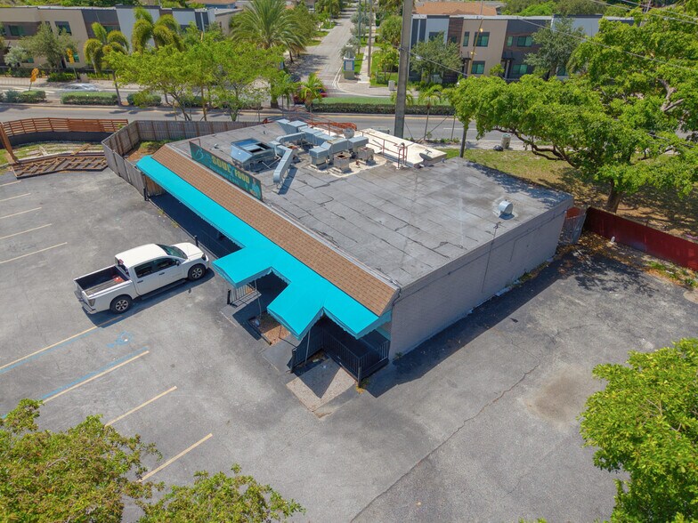 More Photos Of 601 NW 22nd Rd, Fort Lauderdale Restaurant For Sale