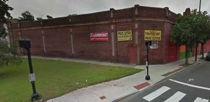 Primary Photo Of 2645 Main St, Springfield Drugstore For Lease