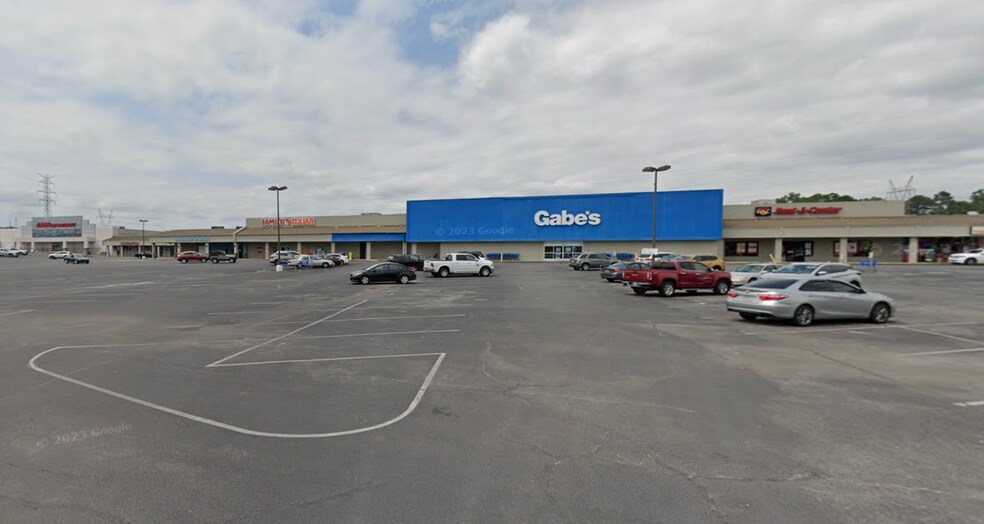 More Photos Of 731 Battlefield Pky, Fort Oglethorpe General Retail For Lease