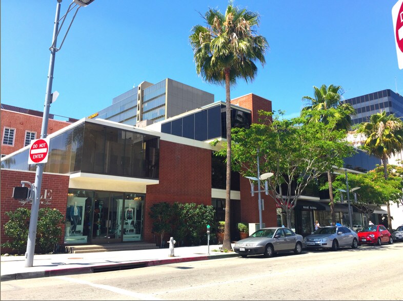 More Photos Of 9625-9647 Brighton Way, Beverly Hills Storefront Retail Office For Lease