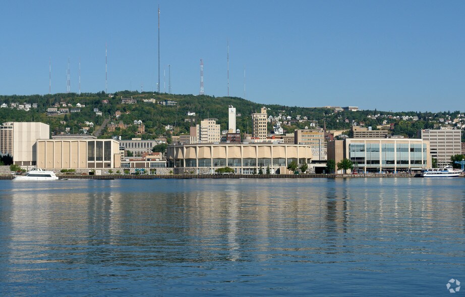 More Photos Of 350 Harbor Dr, Duluth Theater Concert Hall For Lease