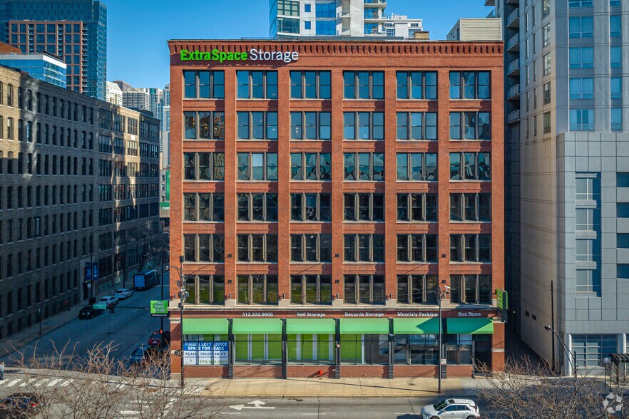 More Photos Of 333 W Ohio St, Chicago Loft Creative Space For Lease